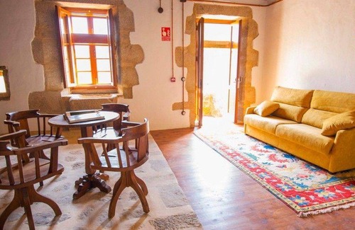 Moraime Hostal | Hostel Monasterio de Moraime