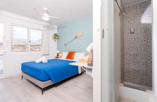 Arona Casa | Hostel Neon Tenerife