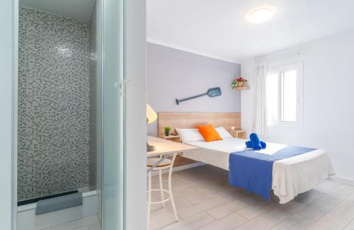 Arona Casa | Hostel Neon Tenerife