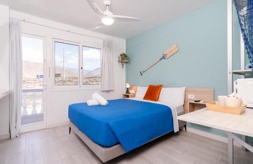 Arona Casa | Hostel Neon Tenerife