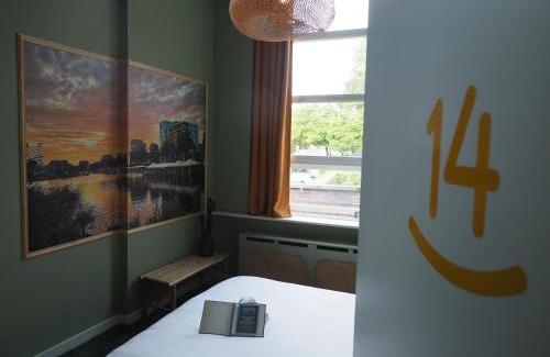 Centrum Hostal | Hostel Roots
