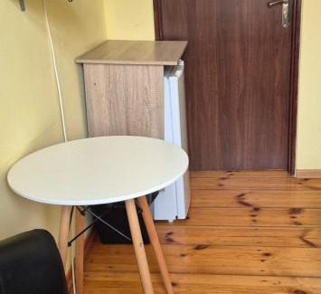 West Pomeranian Voivodeship Hostal | Hostel Tulip - pokój 6 ze wspólną łazienką i kuchnią