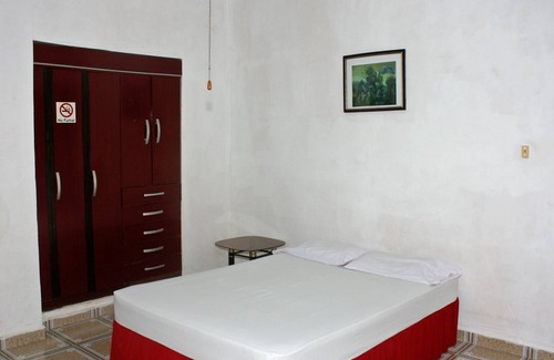 Holguin Casa | Hostel Valladolid