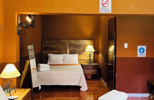León Centro Hotel | Hosteria Casa Marquez