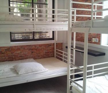 Palacio Hostal | Hostels Meetingpoint