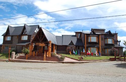 Cerro Calafate Hotel | Hosteria Los Canelos