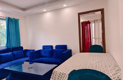 Lajpat Nagar Apartamento | Hostmystay- 2bhk! Lajpat nagar market