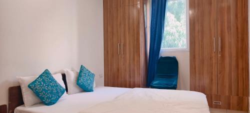 Lajpat Nagar Apartamento | Hostmystay- 2bhk! Lajpat nagar market