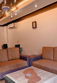Nehru Place Apartamento | Hostmystay- 3bhk apartment!Greater kailash 1
