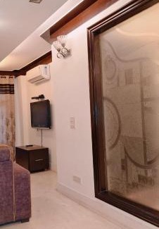 Nehru Place Apartamento | Hostmystay- 3bhk apartment!Greater kailash 1