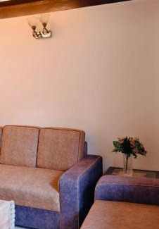 Nehru Place Apartamento | Hostmystay- 3bhk apartment!Greater kailash 1