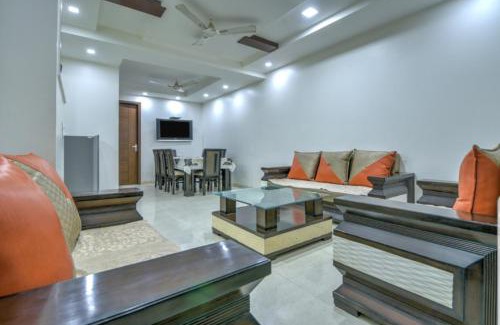Kalkaji Apartamento | Hostmystay-3bhk Nehru place! Park