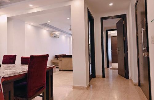 Greater Kailash Apartamento | Hostmystay- 3Bhk Terrace! Gk1 M block