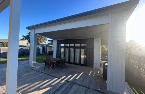 Matarangi Casa | Hosts on the Coast Beach Break Matarangi