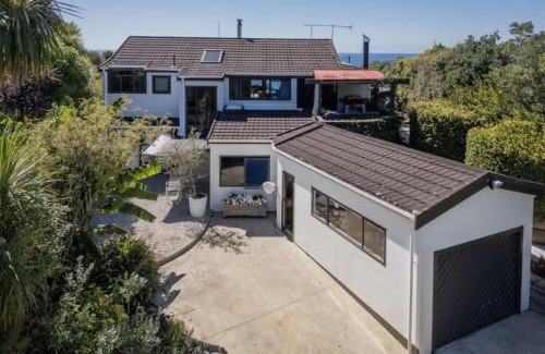 Hahei Casa | Hosts on the Coast Hahei Moana