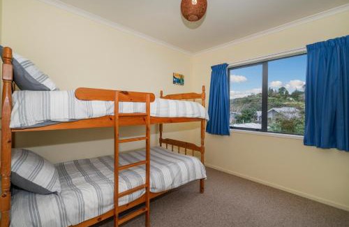 Cooks Beach Casa | Hosts on the Coast Laze Away on Cook