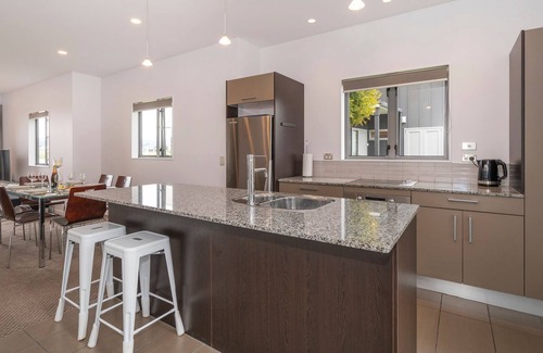 Matarangi Villa | Hosts on the Coast Leveret Villa