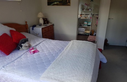 Matarangi Casa | Hosts on the Coast Unwind on Waimaire