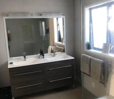 Whangamata Casa | Hosts on the Coast Whanga Escape