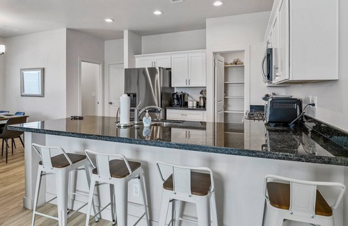 Bellemont Casa | Hosts up to 8! Family and Pet Friendly! Close to Grand Canyon, Bearizona, Flagstaff, Williams