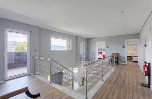 Miguas Casa | HostWise – Douro View Villa w/ 10 Suites and Pool