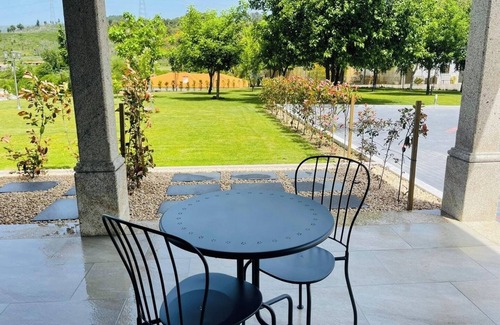 Miguas Casa | HostWise – Douro View Villa w/ 10 Suites and Pool