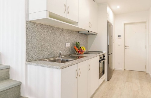 Paranhos Apartamento | HostWise - Charming Mezzanine Studio