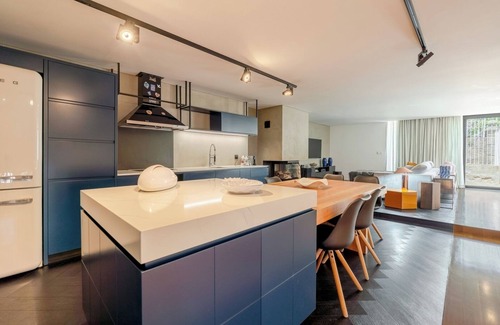 Paredes Casa | HostWise - Modern Comfort and Shared Pool in Paredes