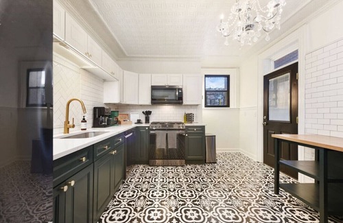 Central Northside Casa | ★ HostWise Stays ★ Elegant Mexican War Streets Home!