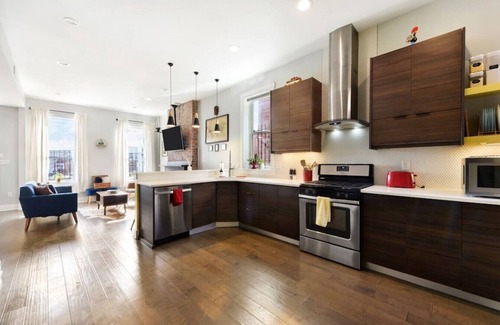 Mexican War Streets Casa | ★ HostWise Stays ★ Family Friendly, Great Area, Artist Abode!