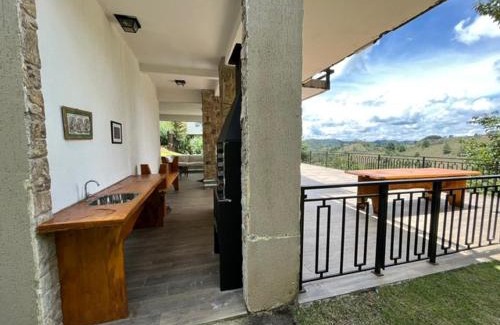 Campos do Jordao Casa | HOSTYN Casa Paraiso nas Montanhas, Condominio de Alto Padrão cercado pela Natureza
