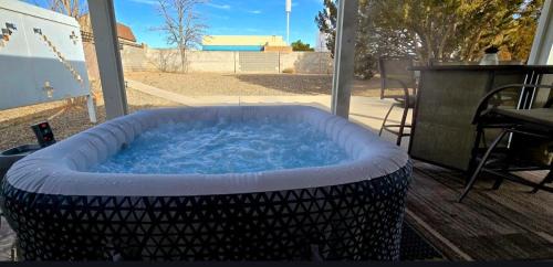 Taylor Ranch Casa | Hot Air Balloon Haven, King Bed, Office, Foosball, Crib