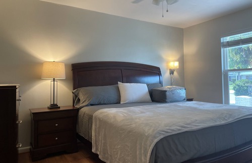 Bay Crest Park Casa | Hot SPA minutes to airport 3/2 pool home
