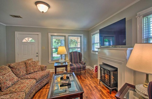 Hot Springs Casa | Hot Springs Home - Walk to Oaklawn Casino!