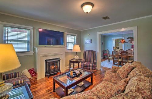 Hot Springs Casa | Hot Springs Home - Walk to Oaklawn Casino!