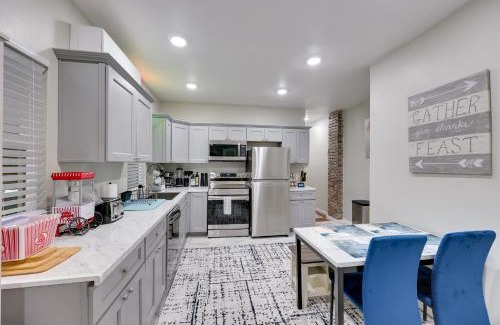 Hot Springs Casa | Hot Springs Home with Yard, Walk to Bathhouse Row!
