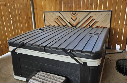 Littleton Casa | HOT TUB, 420 FRIENDLY, RV PARKING & GREAT LOCATION