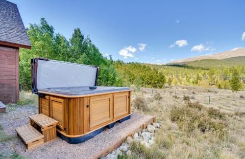 Alma Casa | Hot Tub and Deck Cabin Near Dtwn Alma and Breck