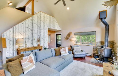 Alma Casa | Hot Tub and Deck Cabin Near Dtwn Alma and Breck