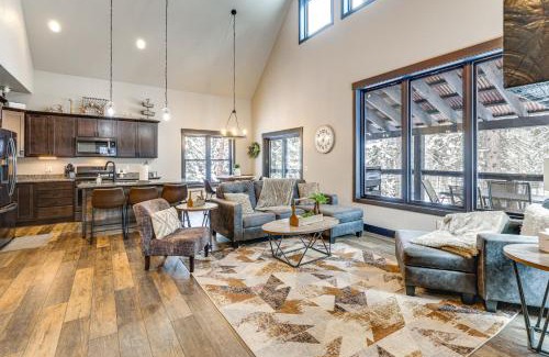 Lead Casa | Hot Tub and Deck Secluded Black Hills Retreat!