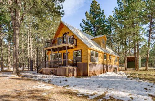 Angel Fire Casa | Hot Tub and Fireplace Cozy Angel Fire A-Frame Cabin