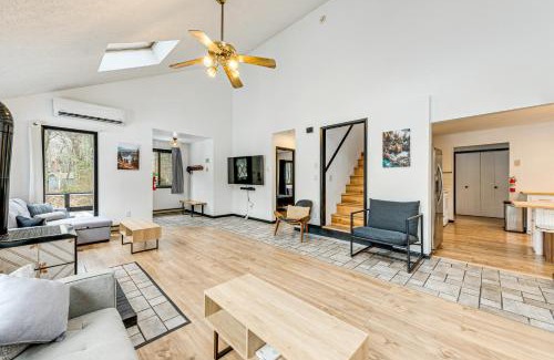 Long Pond Casa | Hot Tub and Game Room Long Pond Getaway!
