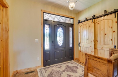 Sturgis Casa | Hot Tub and Golf Course Views Luxe Sturgis Home!