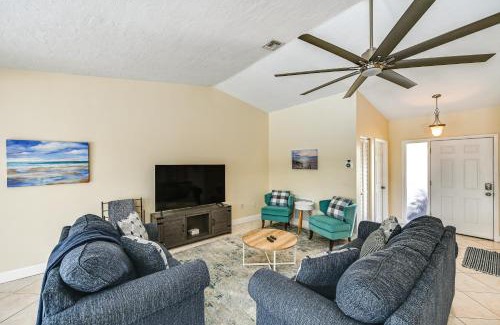 Bonita Springs Casa | Hot Tub and Heated Pool Bonita Springs Getaway!