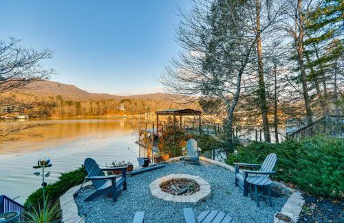Lake Lure Casa | Hot Tub and Mtn Views! Rumbling Bald Resort Cabin