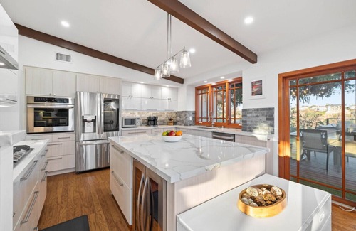 Bay Ho Casa | Hot Tub and Patio at Clairemont 4BR