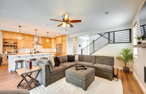 Kittitas County Casa | Hot Tub and Water Views High-End Vantage Retreat