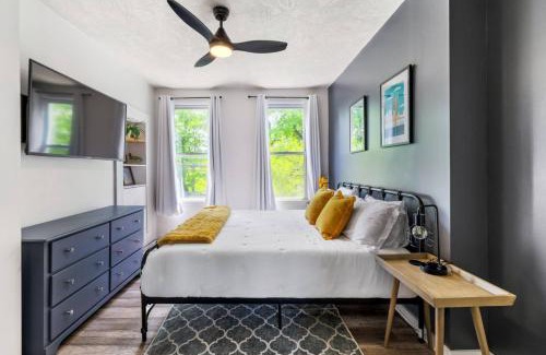 Lawrenceville Casa | Hot Tub Comfort in Walkable Lawrenceville