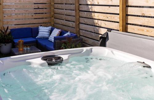 Lawrenceville Casa | Hot Tub Comfort in Walkable Lawrenceville