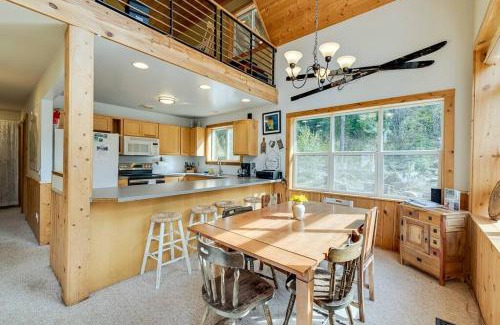 Leavenworth Chalet De Esquí | Hot Tub Cool Views: Roaring Creek Cabin